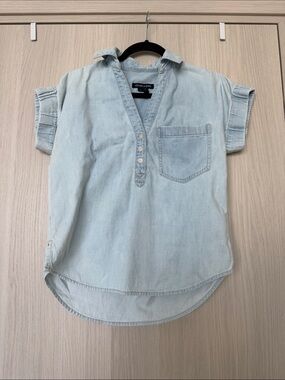 Veronica Beard 100% cotton light chambray denim blouse XS | Coastal Cowgirl